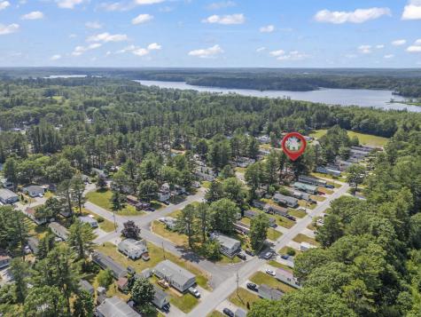 16 Larry Lane Brunswick ME 04011