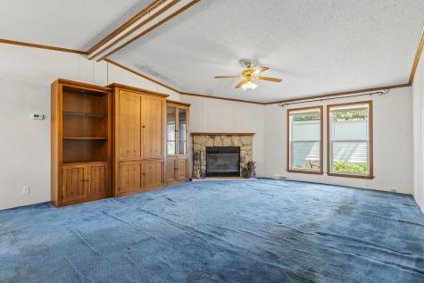 16 Larry Lane Brunswick ME 04011