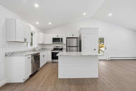 102 Noble Road Oxford ME 04270