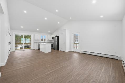 102 Noble Road Oxford ME 04270