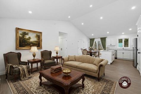 102 Noble Road Oxford ME 04270