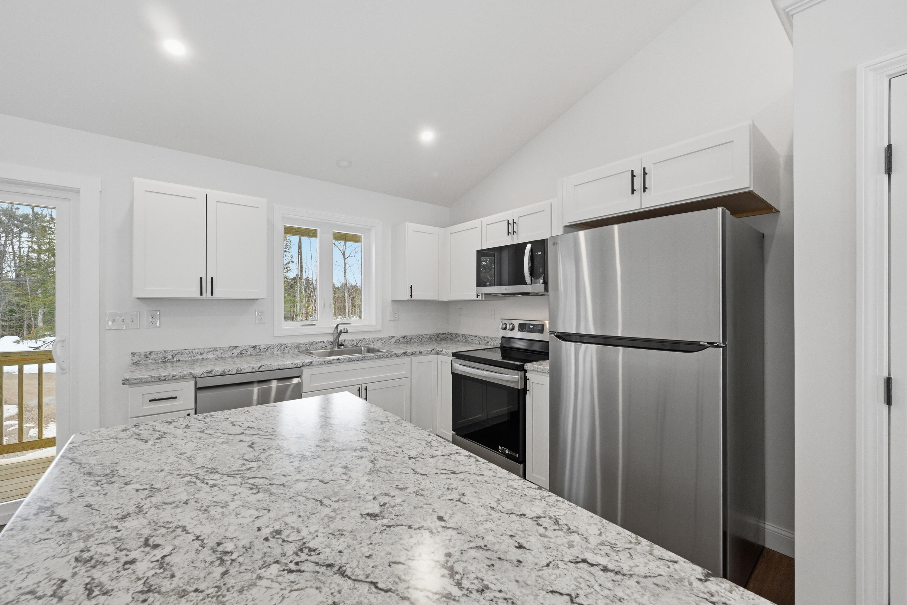 102 Noble Road Oxford ME 04270