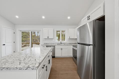 102 Noble Road Oxford ME 04270