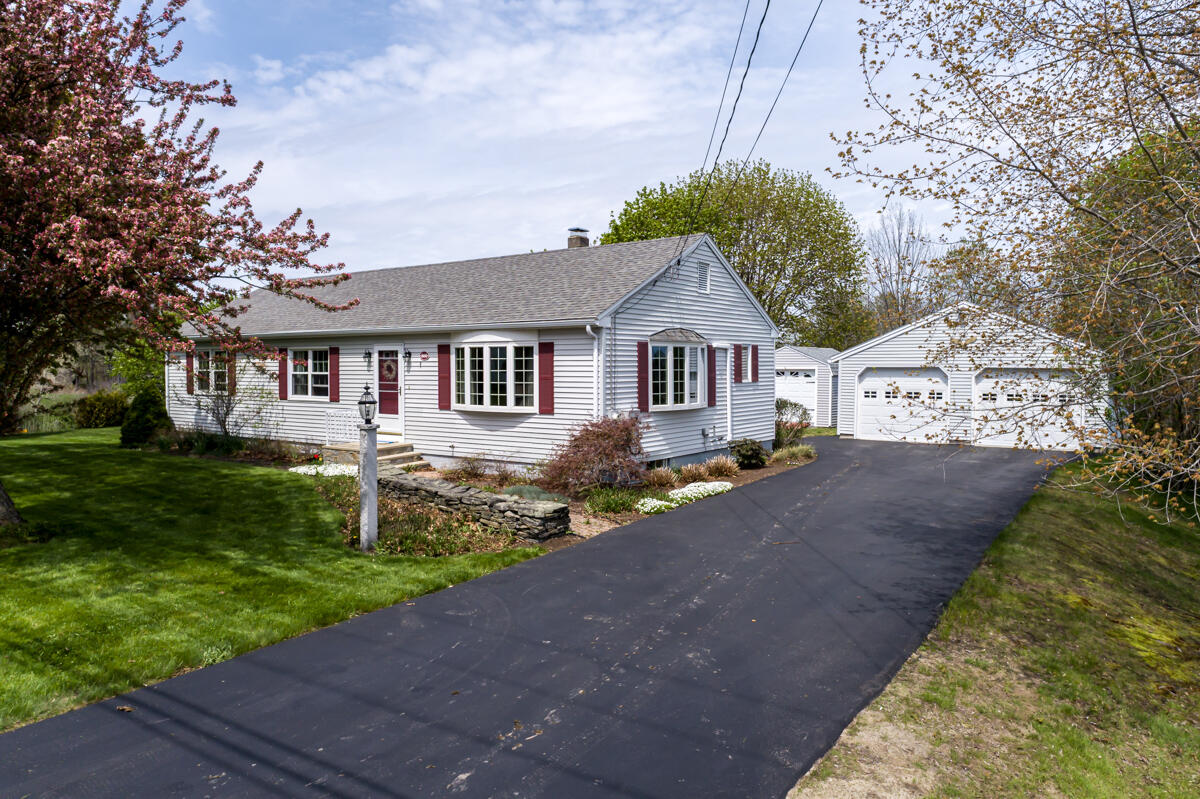 800 North Road North Yarmouth ME 04097