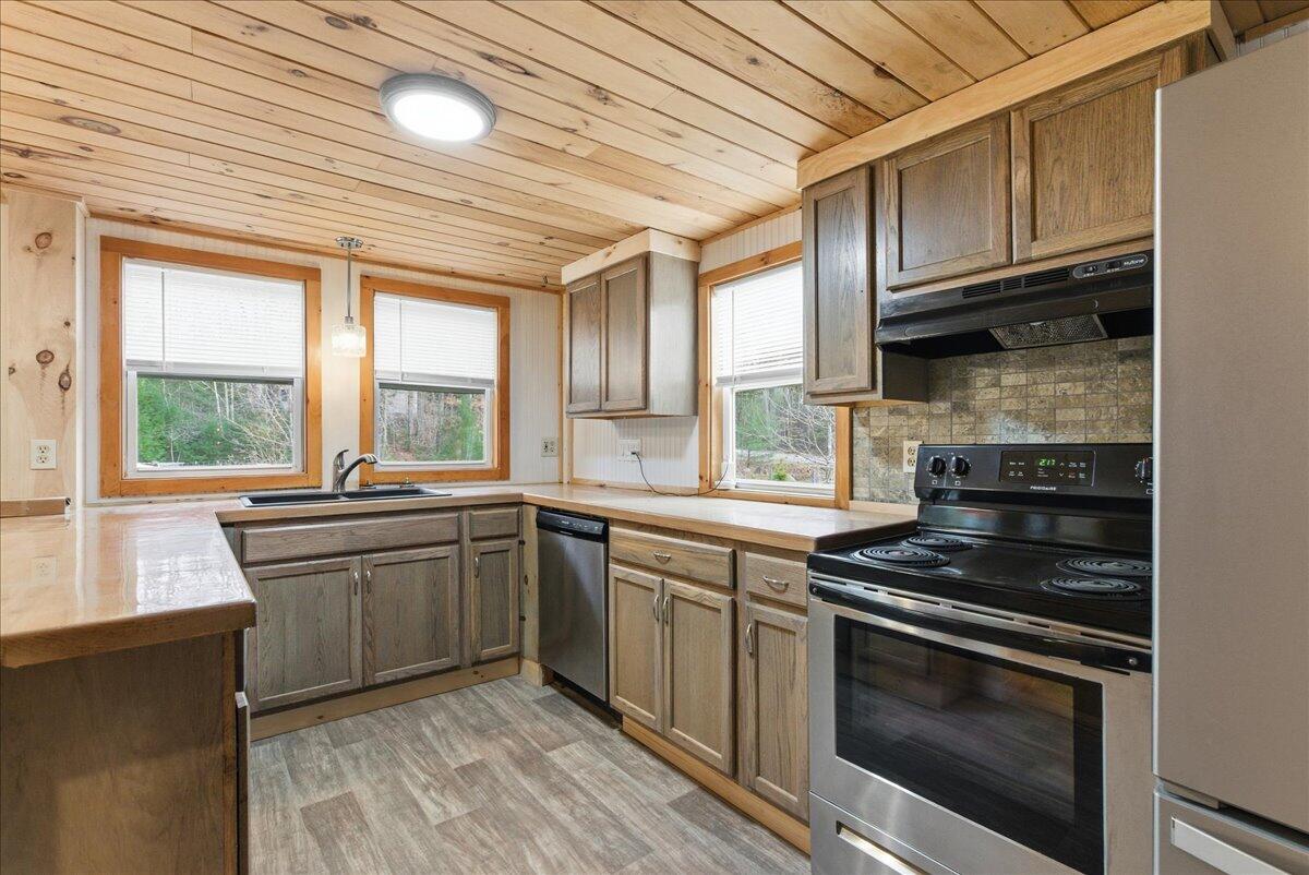 271 Bennett Road New Gloucester ME 04260