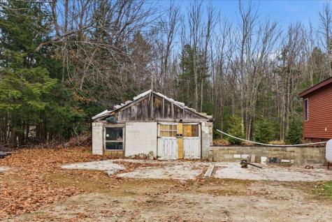 271 Bennett Road New Gloucester ME 04260