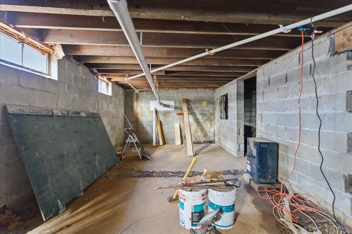 271 Bennett Road New Gloucester ME 04260