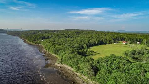 11 Woodbury Way Verona Island ME 04416