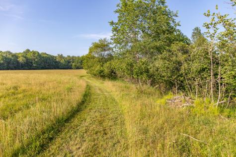 11 Woodbury Way Verona Island ME 04416