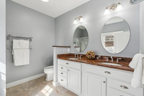 12 Cleaves Farm Road Falmouth ME 04105