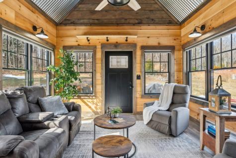 12 Cleaves Farm Road Falmouth ME 04105