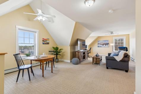 12 Cleaves Farm Road Falmouth ME 04105