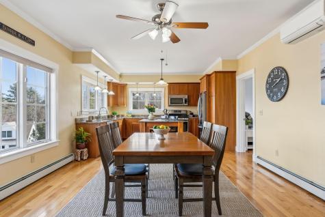 12 Cleaves Farm Road Falmouth ME 04105