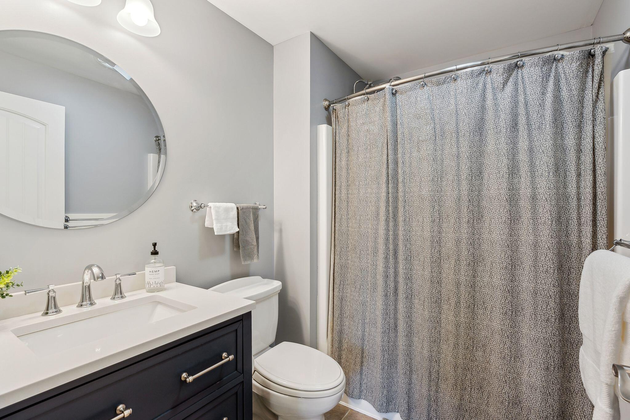 12 Cleaves Farm Road Falmouth ME 04105