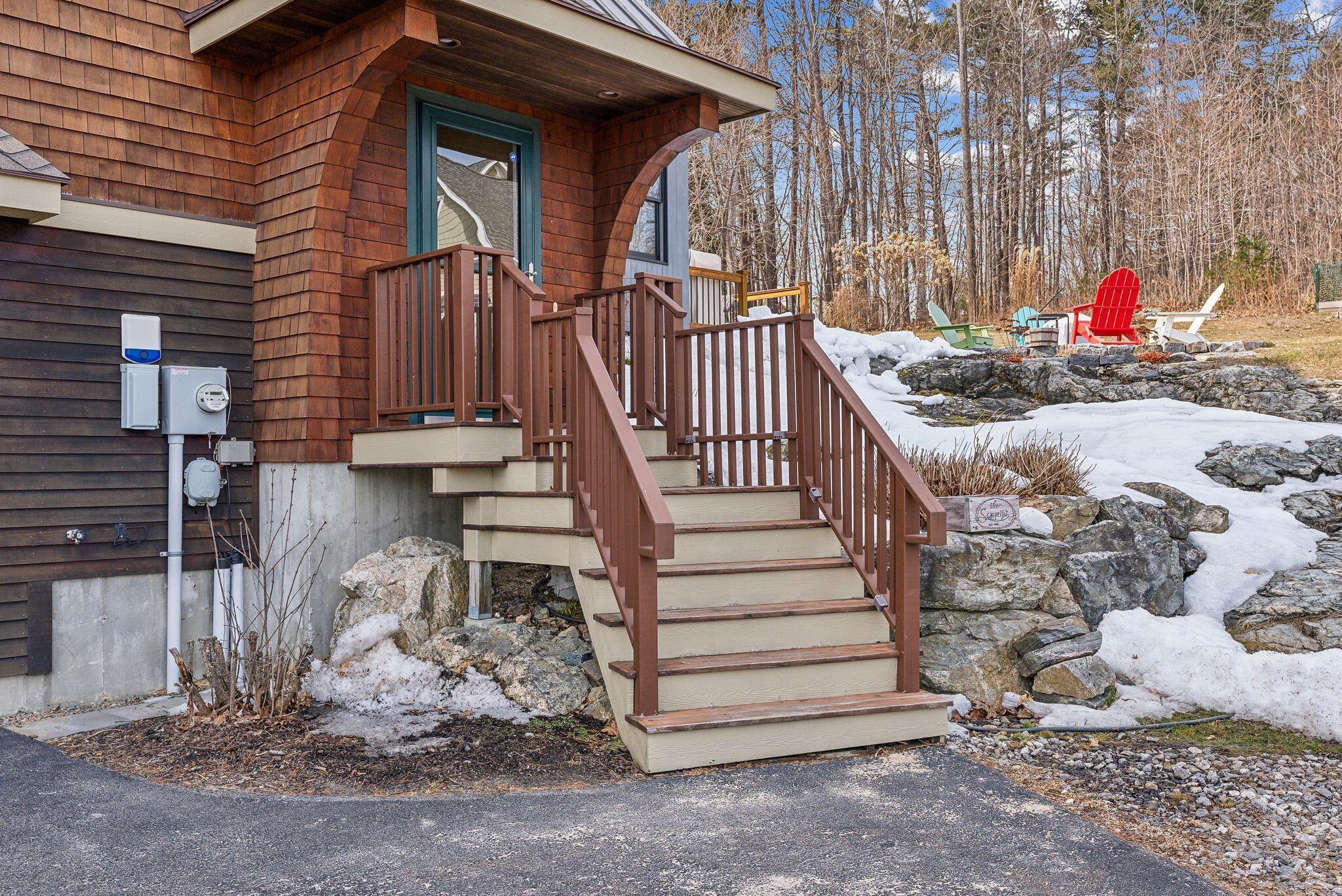 12 Cleaves Farm Road Falmouth ME 04105