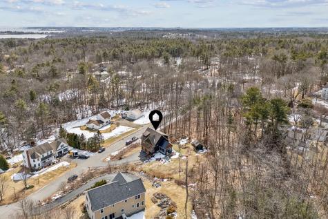 12 Cleaves Farm Road Falmouth ME 04105