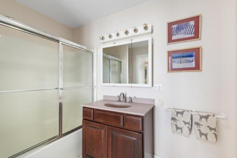 33 Crest Street Northport ME 04849