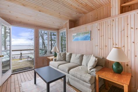 33 Crest Street Northport ME 04849