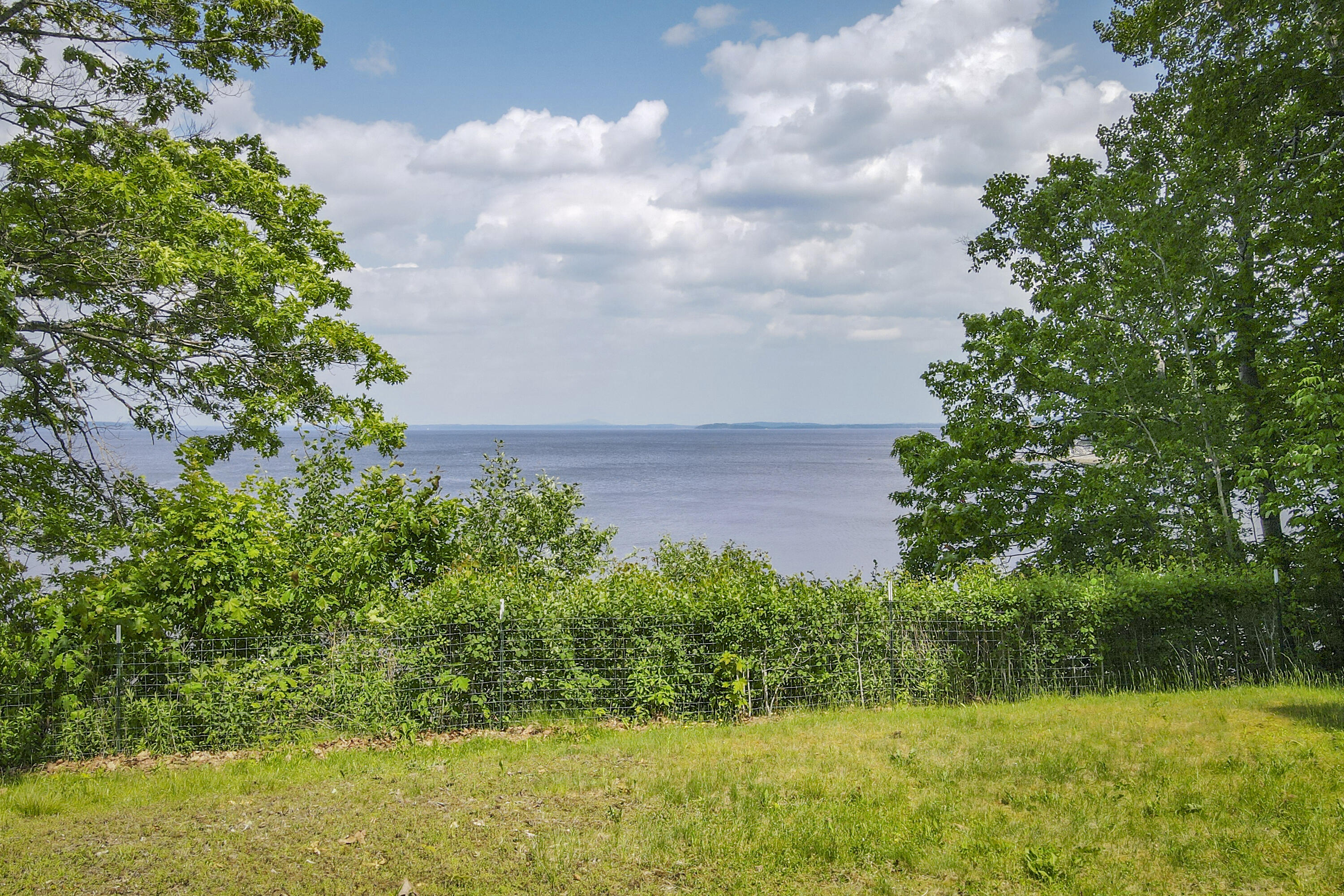 33 Crest Street Northport ME 04849