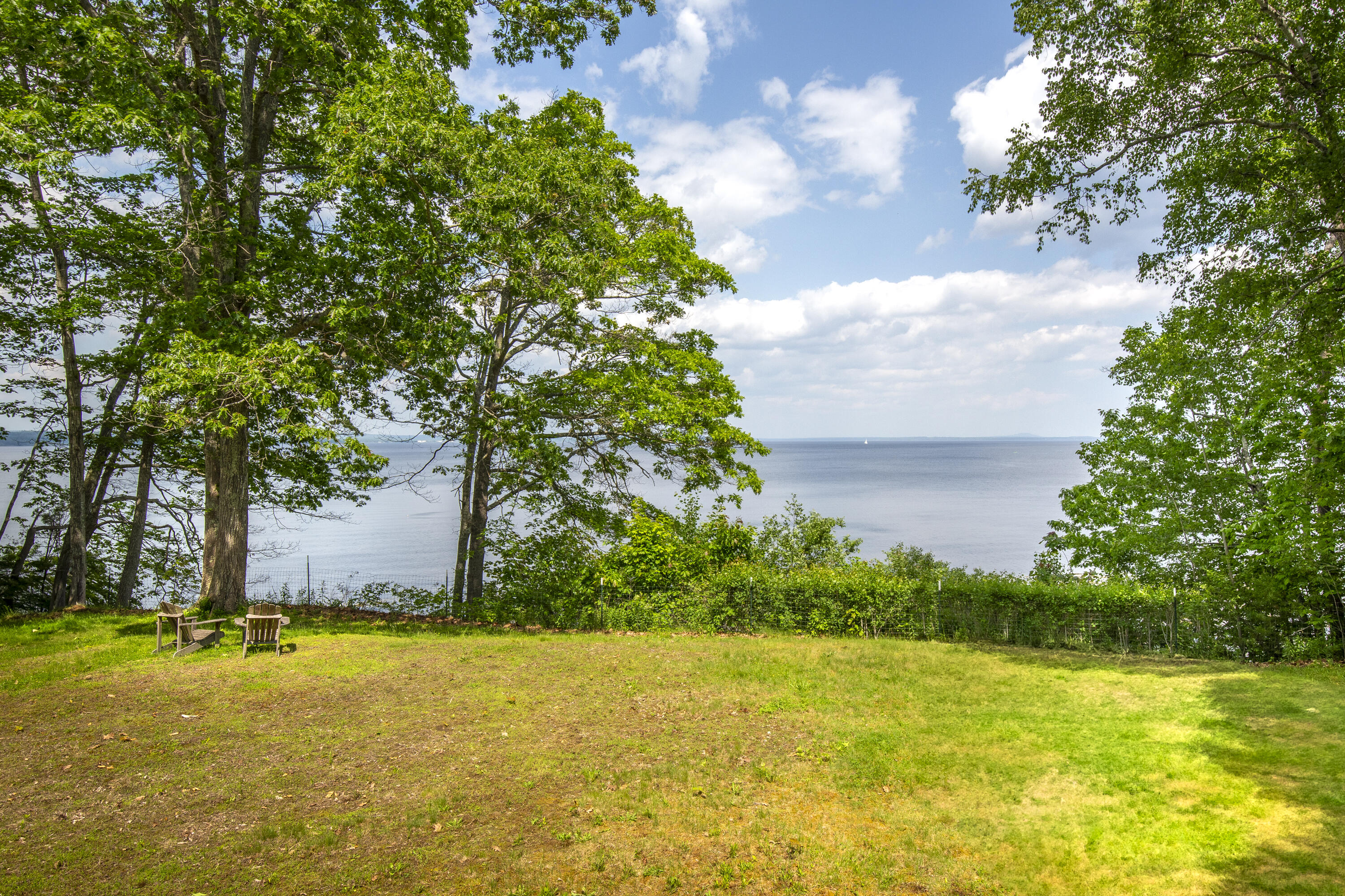 33 Crest Street Northport ME 04849