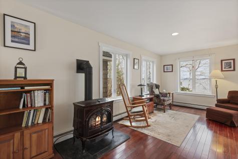 33 Crest Street Northport ME 04849