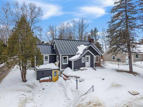 43 Westwood Avenue Millinocket ME 04462