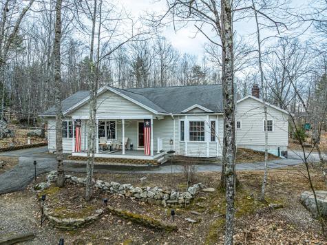 179 Egypt Road Raymond ME 04071