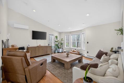 179 Egypt Road Raymond ME 04071