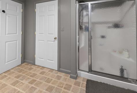 179 Egypt Road Raymond ME 04071