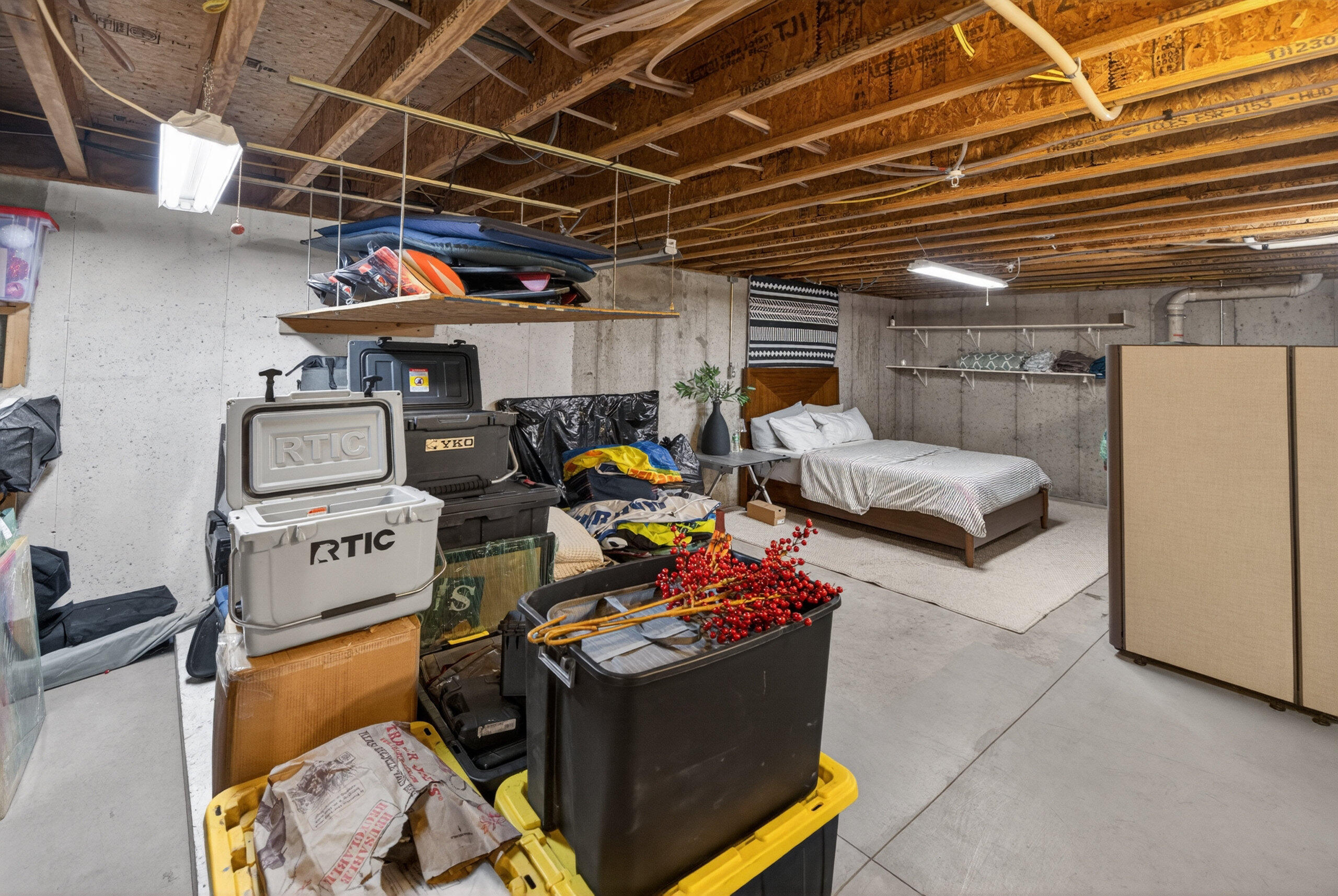 179 Egypt Road Raymond ME 04071