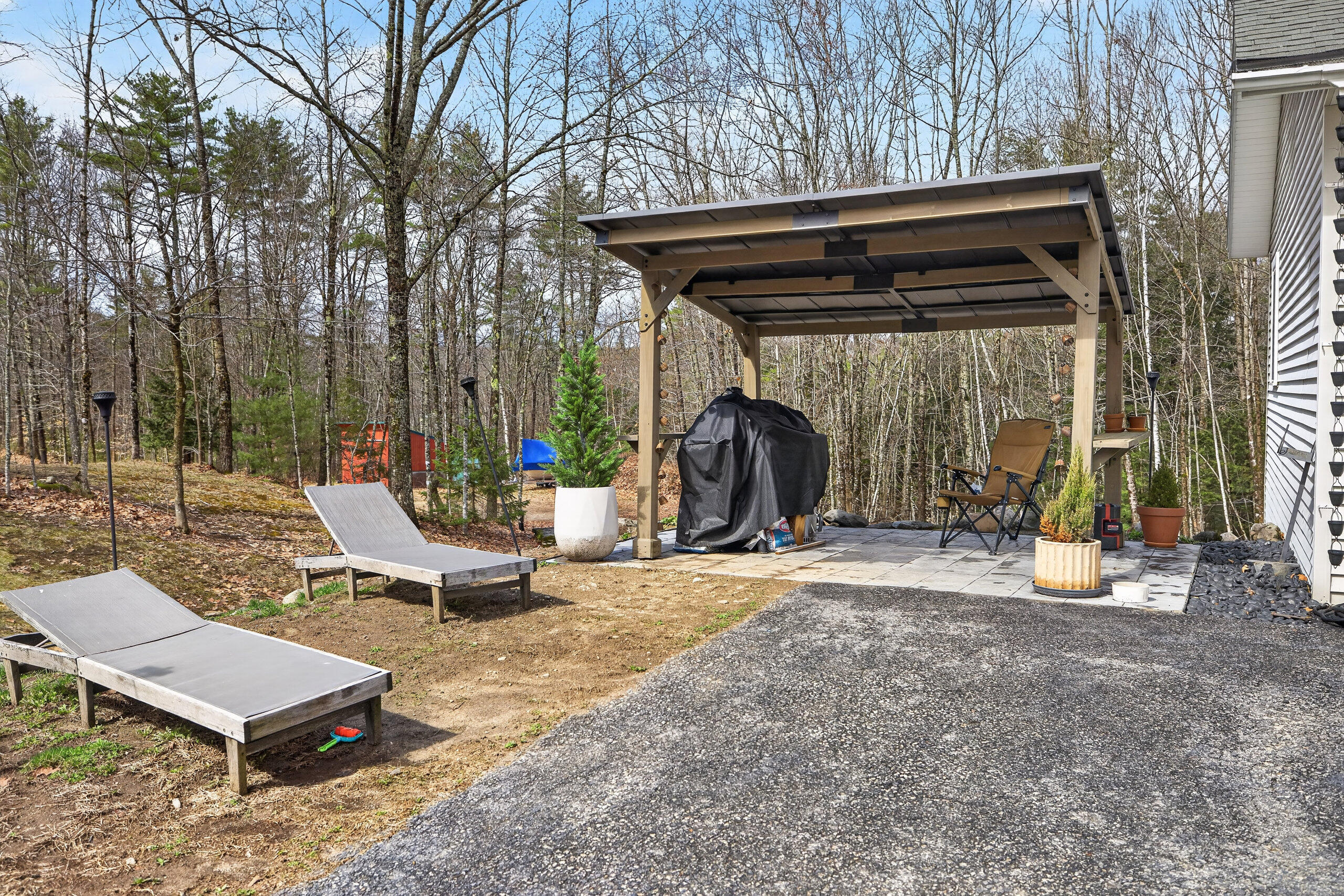 179 Egypt Road Raymond ME 04071