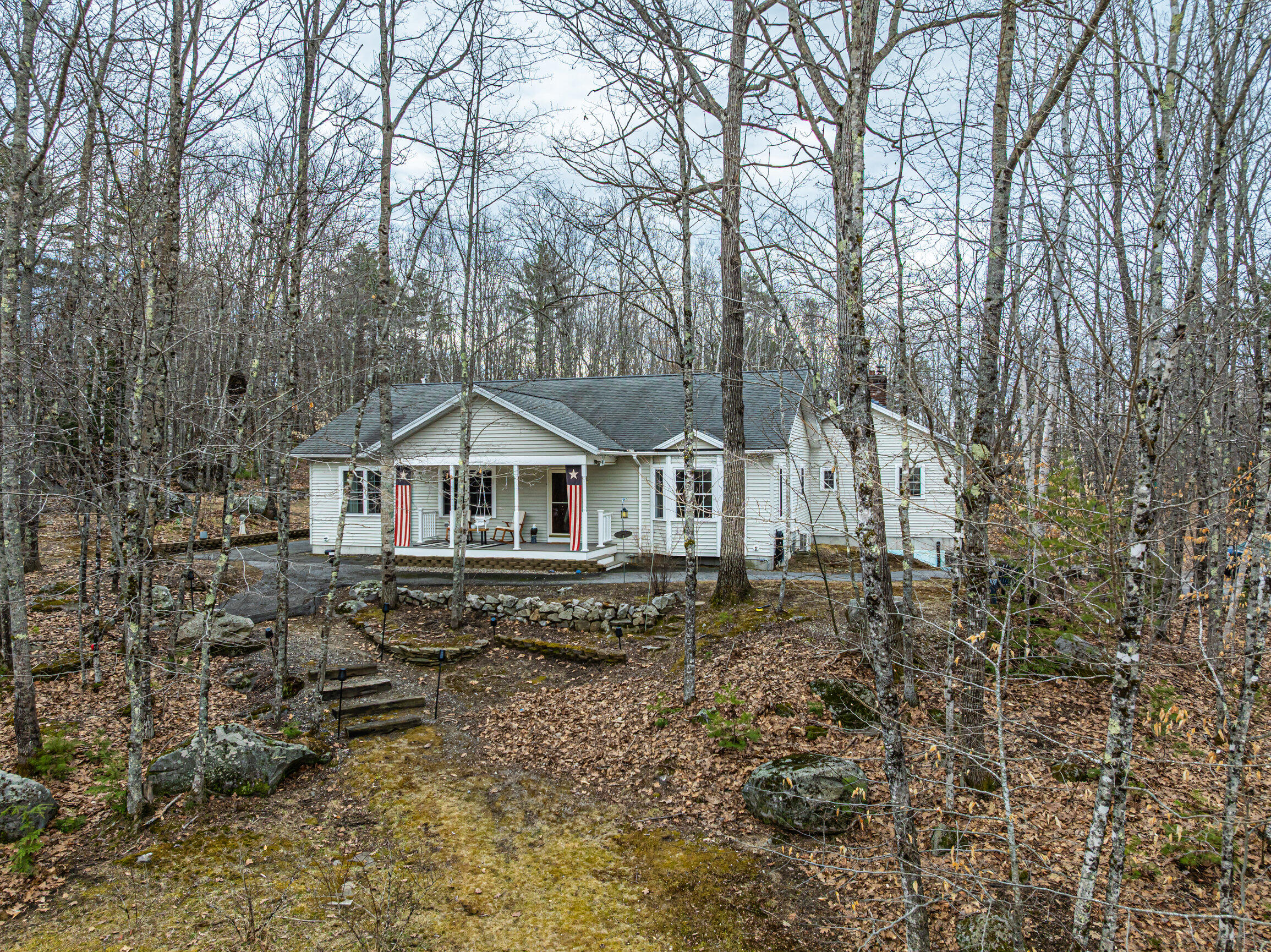 179 Egypt Road Raymond ME 04071