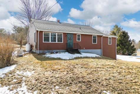 7 Echo Lane West Gardiner ME 04345