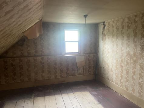 722 Farmington Road Strong ME 04983