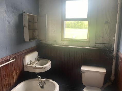 722 Farmington Road Strong ME 04983