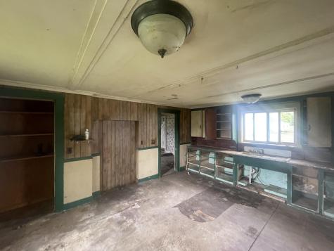 722 Farmington Road Strong ME 04983