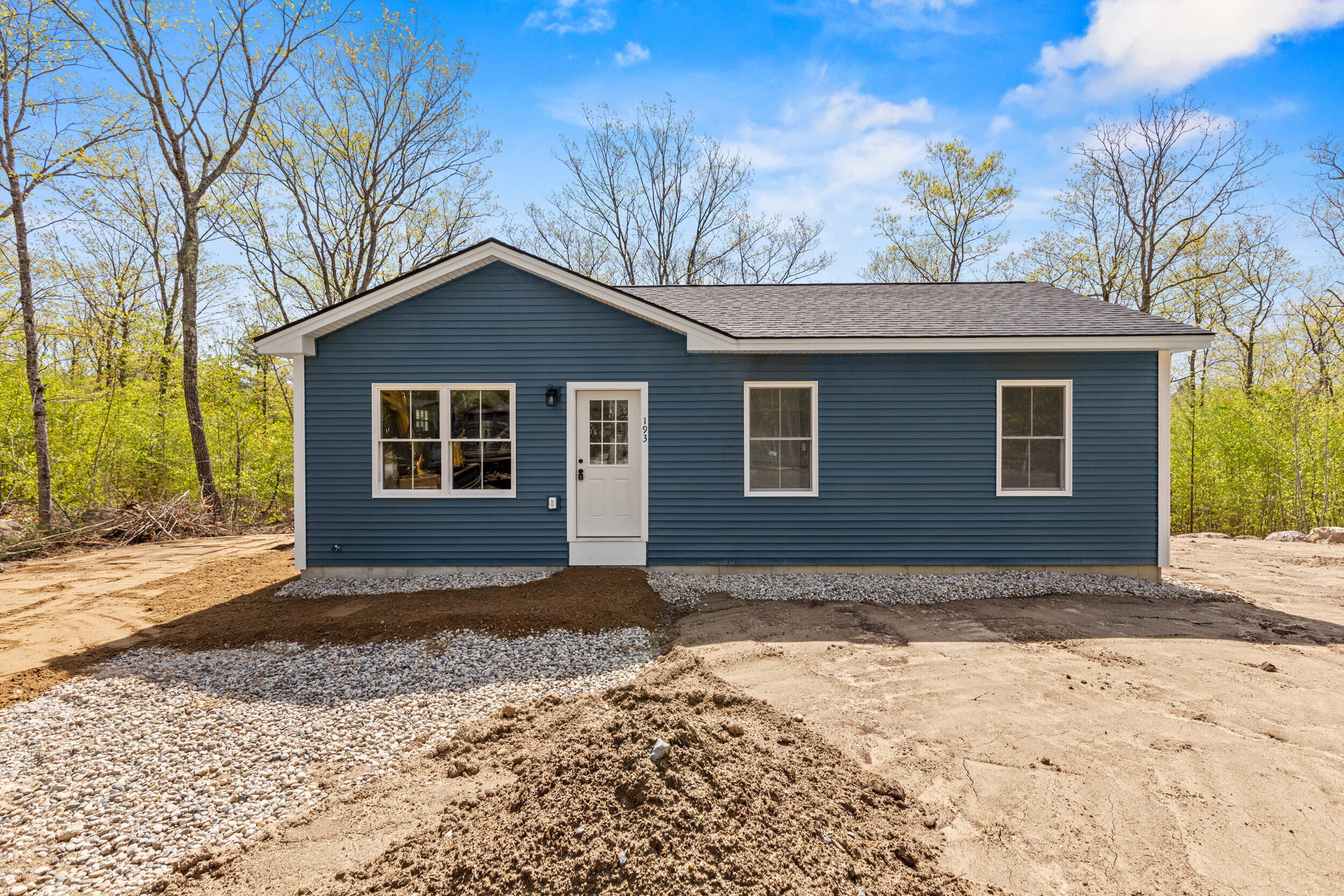 193 Dunton Road Naples ME 04055