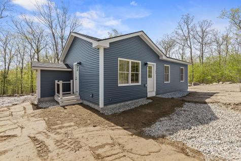 193 Dunton Road Naples ME 04055