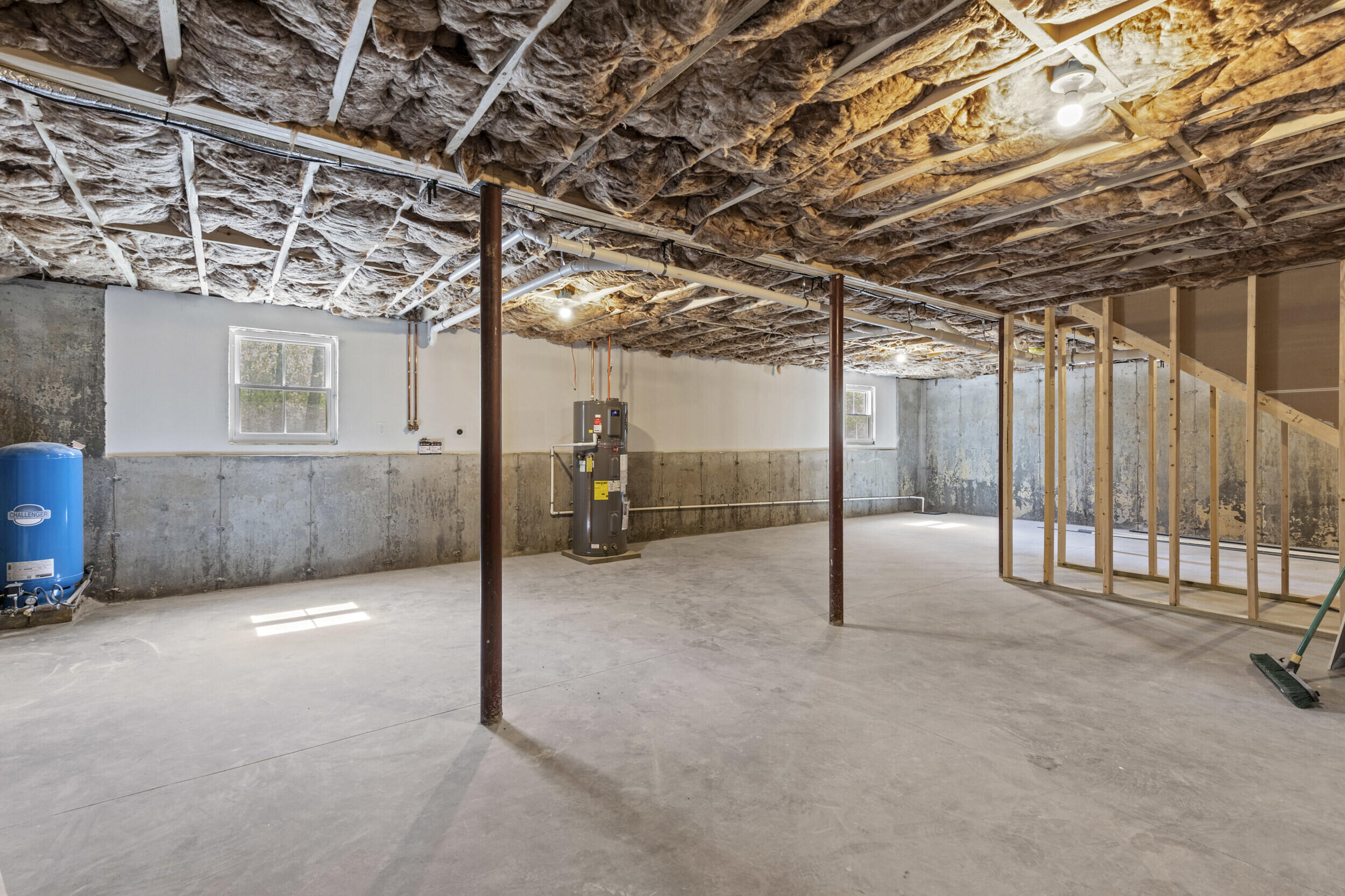 193 Dunton Road Naples ME 04055