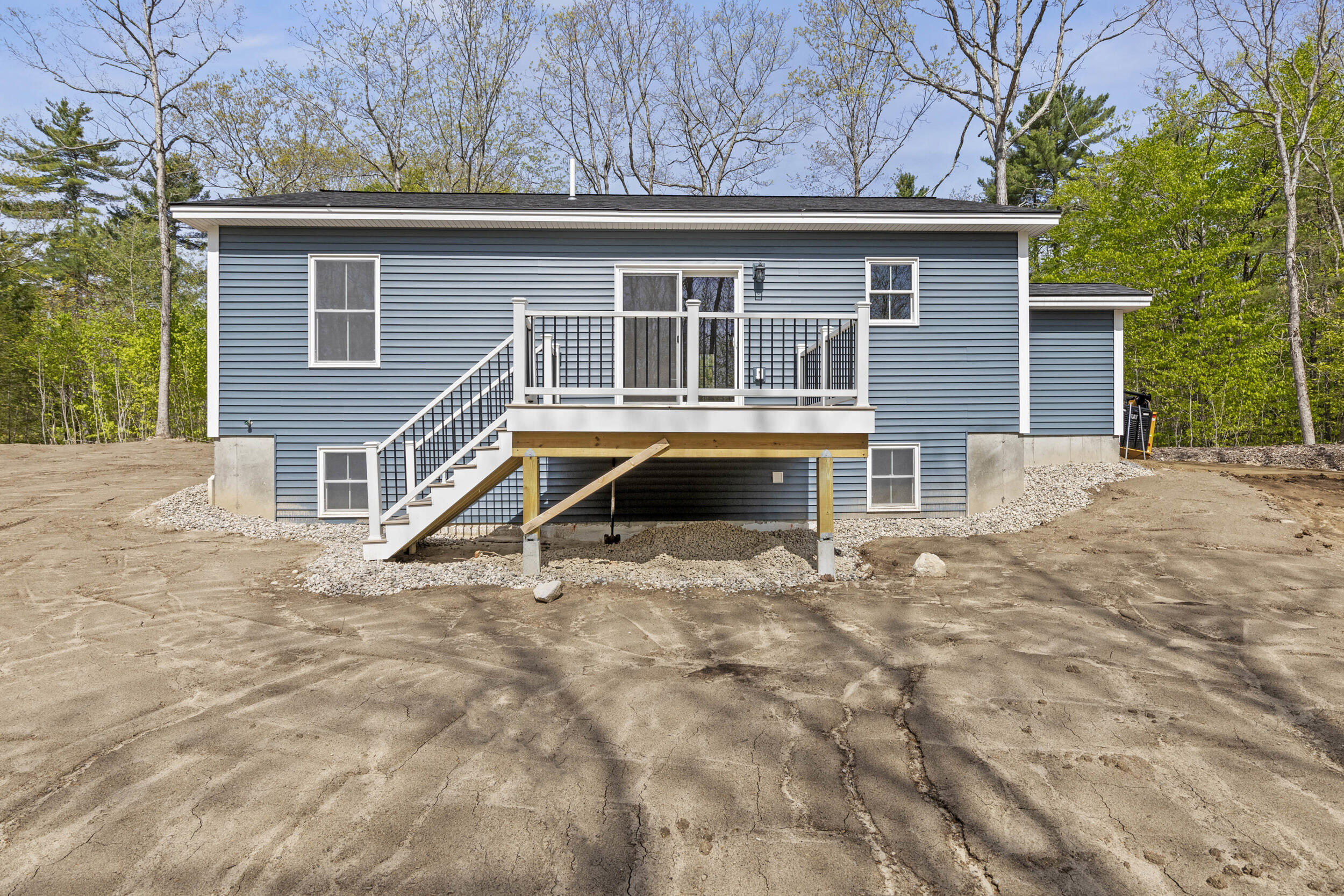 193 Dunton Road Naples ME 04055