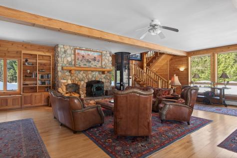 81 Ledgebrook Lane Norway ME 04268