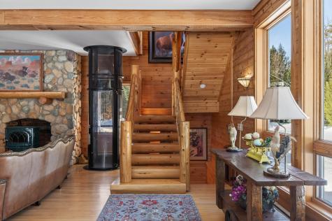 81 Ledgebrook Lane Norway ME 04268