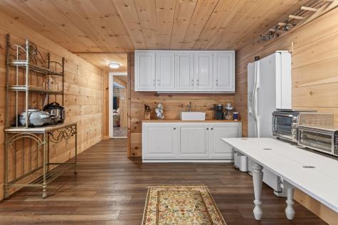 81 Ledgebrook Lane Norway ME 04268