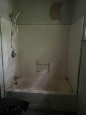 28 Hutchins Lane Winthrop ME 04364