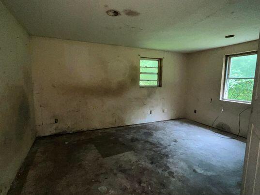 28 Hutchins Lane Winthrop ME 04364