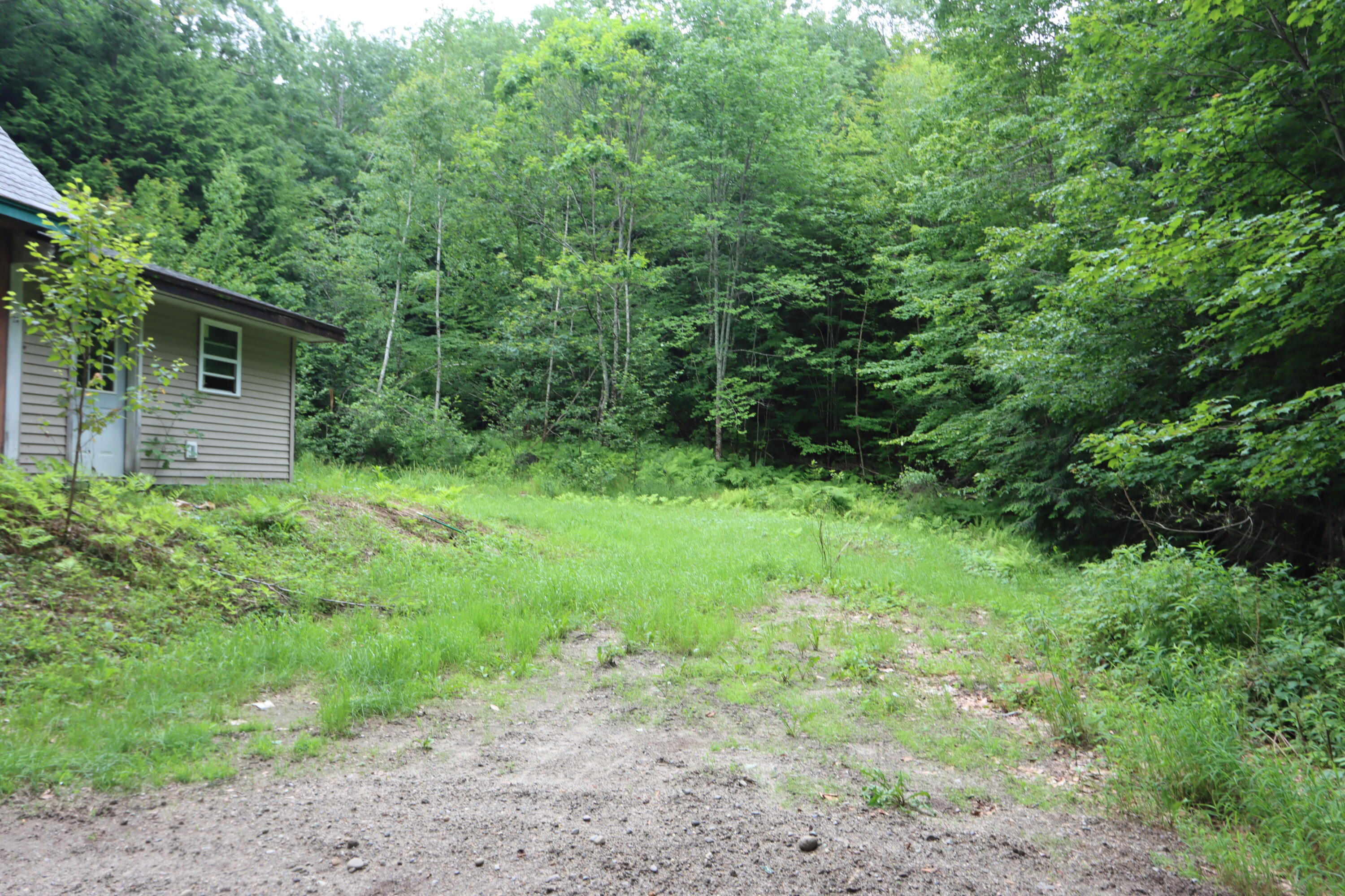 28 Hutchins Lane Winthrop ME 04364