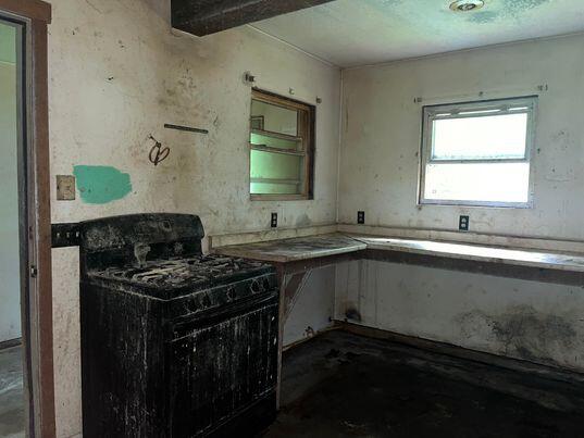 28 Hutchins Lane Winthrop ME 04364