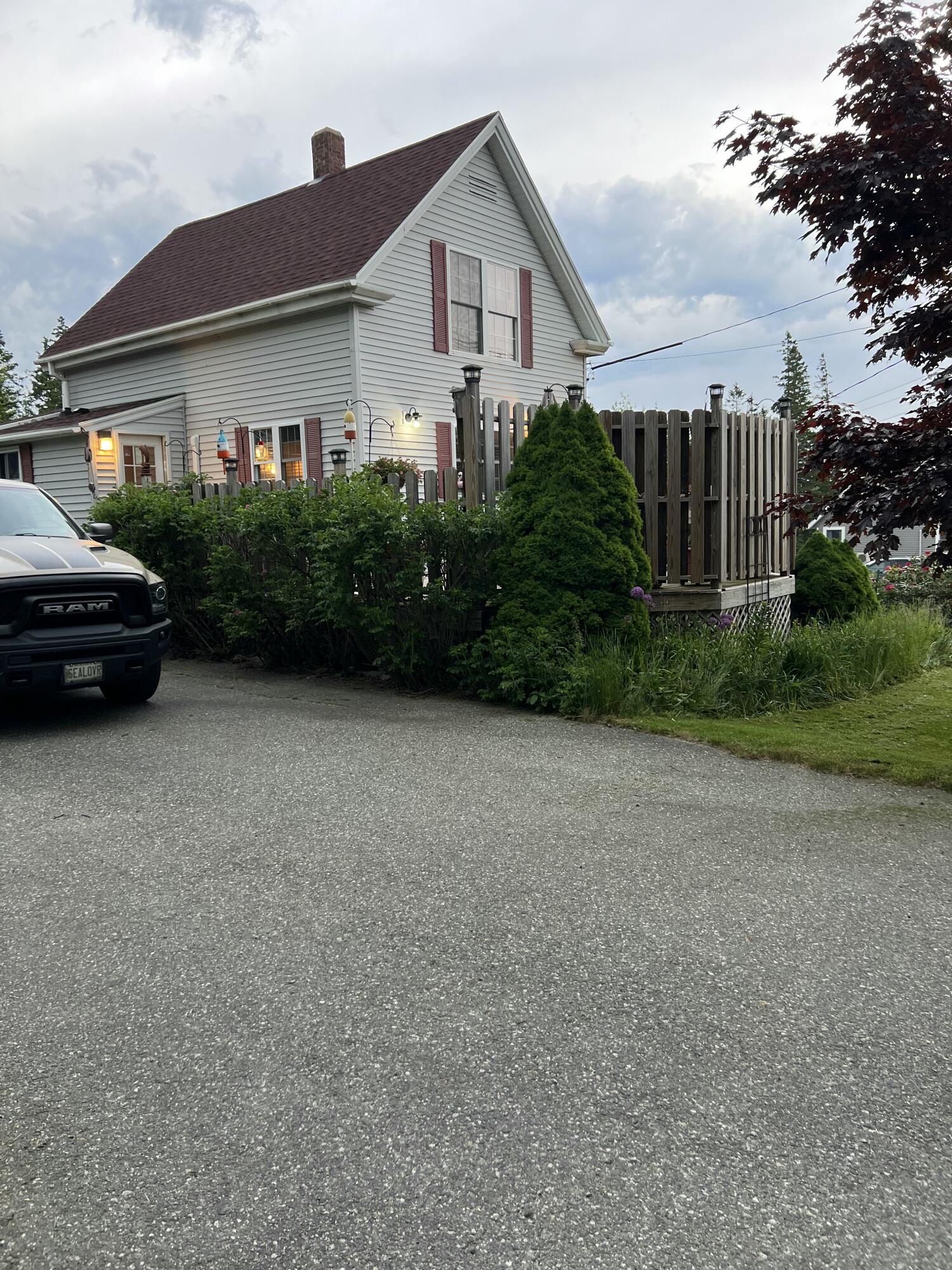 20 Tea Hill Road Stonington ME 04681