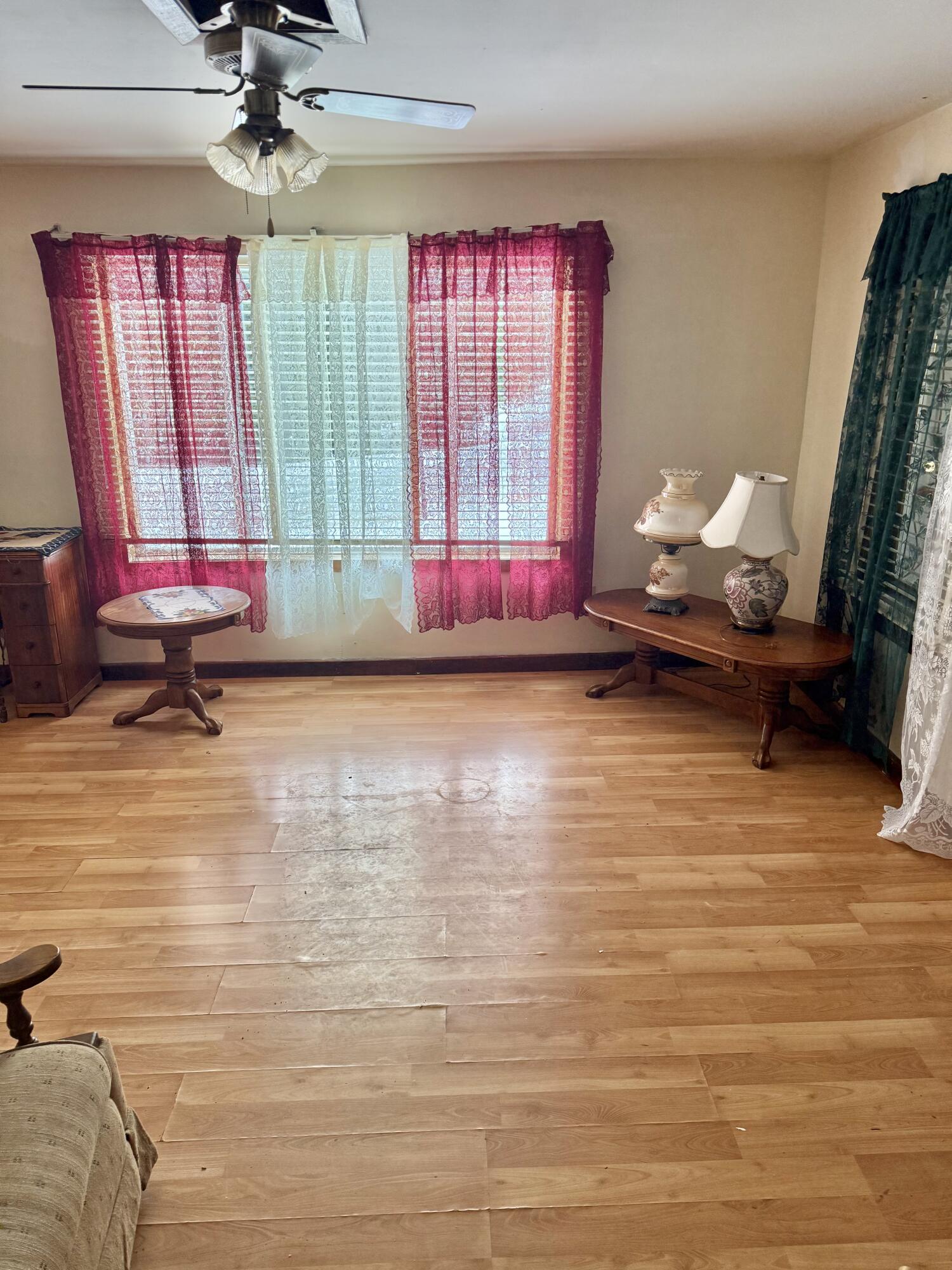 17 Lake Street Stockholm ME 04783