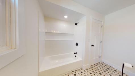18 Richard Terrace Lewiston ME 04240
